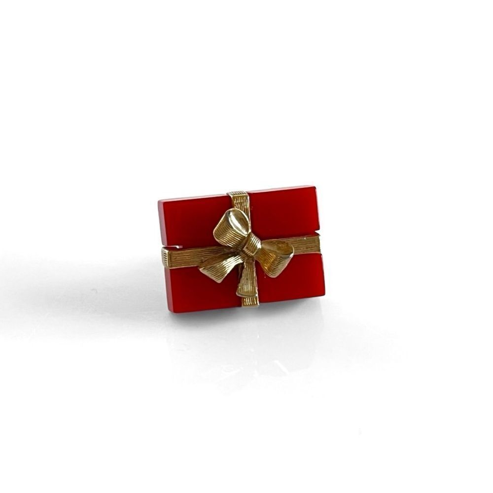 Vintage Red Present w/Gold Bow Holiday Pin